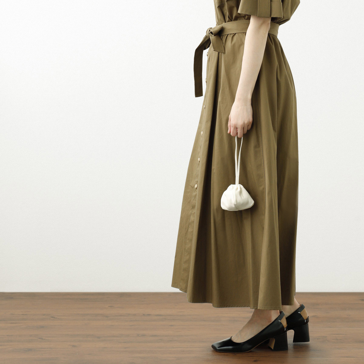 【アウトレット】ジルサンダー / JIL SANDER / ポーチ / RIPPLE POUCH / EGGSHELL ホワイト / j08wd0031 p4845 106 / レディース 【返品送料